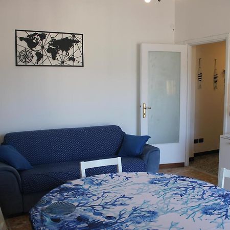 Appartamento Sunflower Леванто Екстериор снимка